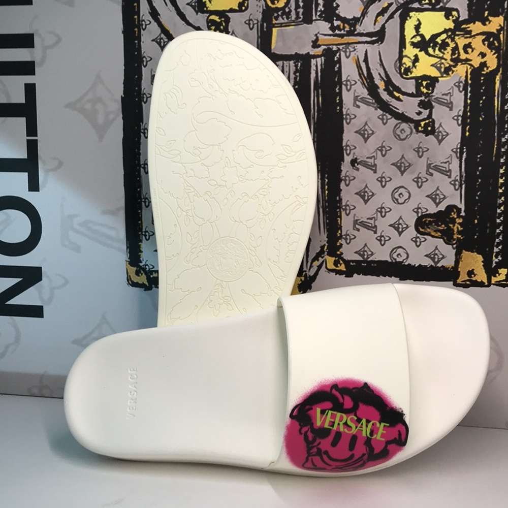 New Authentic VERSACE SMILEY MEDUSA SLIDES SANDALS WHITE/FUXIA - Picture 11 of 11